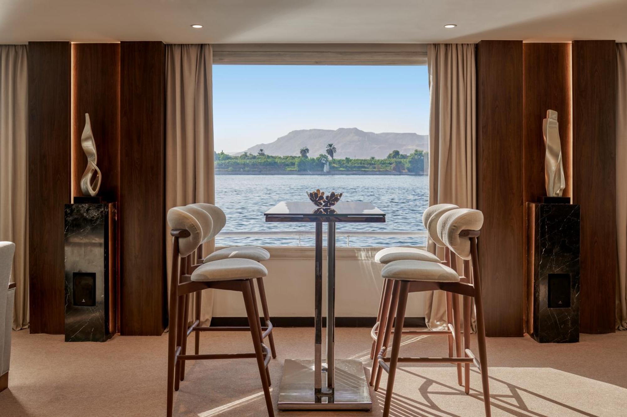Moevenpick Royal Lily Nile Cruise, Every Monday Four Nights From Luxor, Every Friday Three Nights From Aswan - Including Excursions & Sightseeing Екстериор снимка